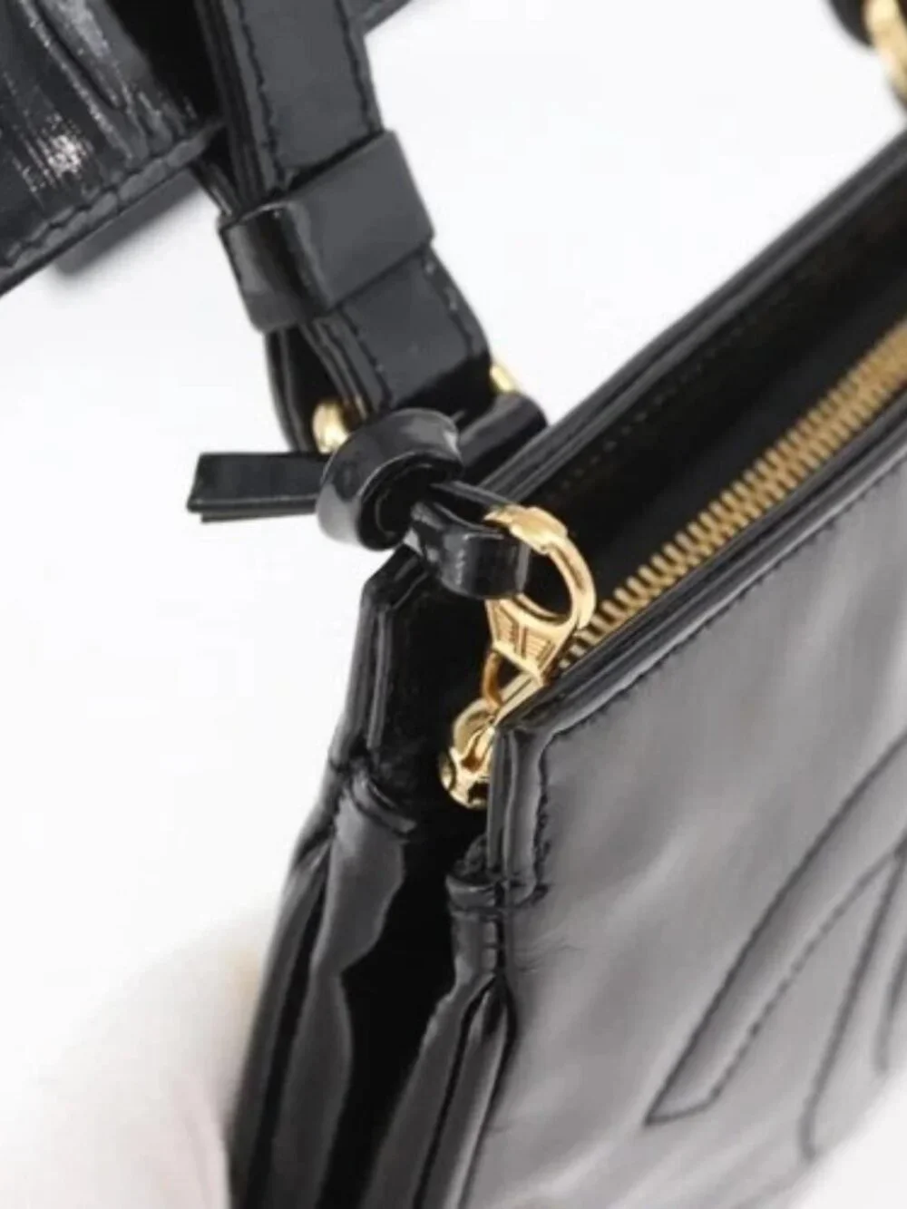 CHANEL brand	chanel color	black